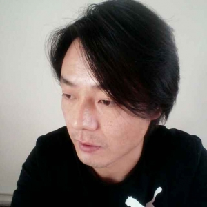 沈腾擦玻璃,看到房间里的土豪在侮辱美女